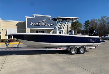 2025 Robalo 266 Cayman Biscayne Blue/White Boat